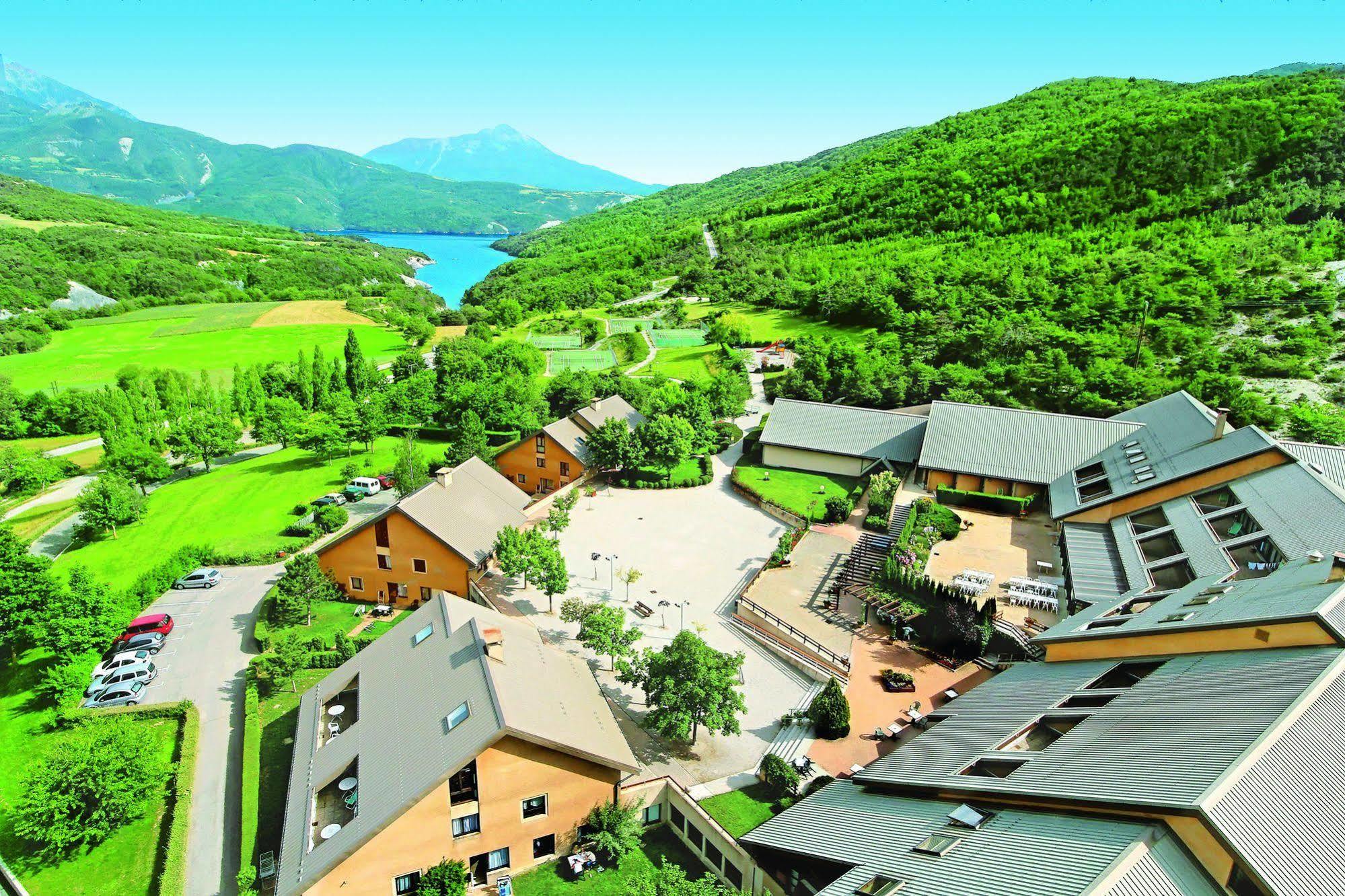 Club Vacances Bleues Les Horizons Du Lac Chorges Εξωτερικό φωτογραφία